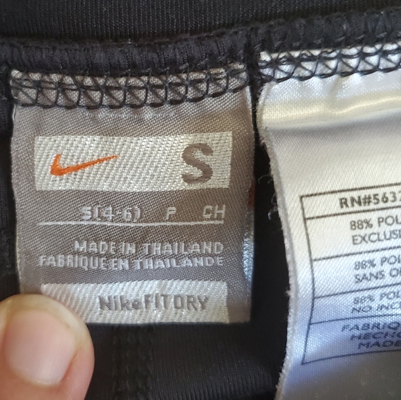 Nike bootcut capris - Picture 3 of 3